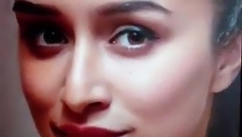 La Sesta Scena Di Sborra Di Shraddha Kapoor Con Lubrificante E Un Sex Toy