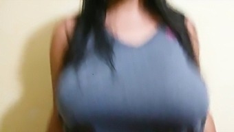 Latina Amatoriale Con Seni Perfetti Rimbalza E Mostra Le Sue Doti