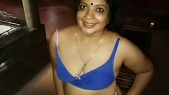 Desi Beauty Gives A Deep Throat Massage